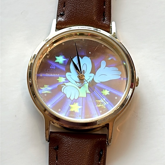 Mickey Mouse Holographic Watch by Lorus (Seiko) Unisex - Picture 1 of 14